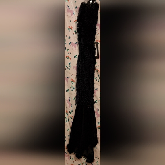 NWT Dino Gaspari Navy Rabbit Fur Embellished Elegant Formal Scarf Wrap - Picture 6 of 10
